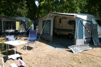 Unser Zelt mit "Gemeinschaftsplatz"